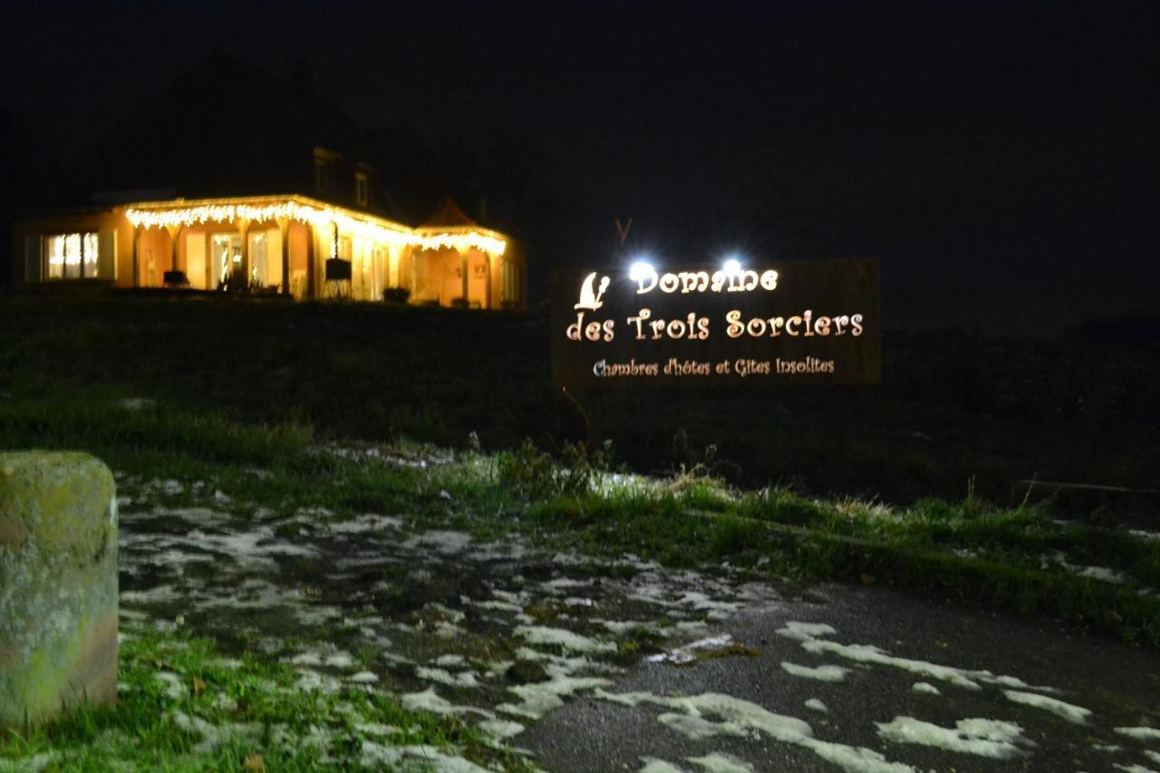 Domaine Des Trois Sorciers Bed & Breakfast Bouxwiller  Ngoại thất bức ảnh